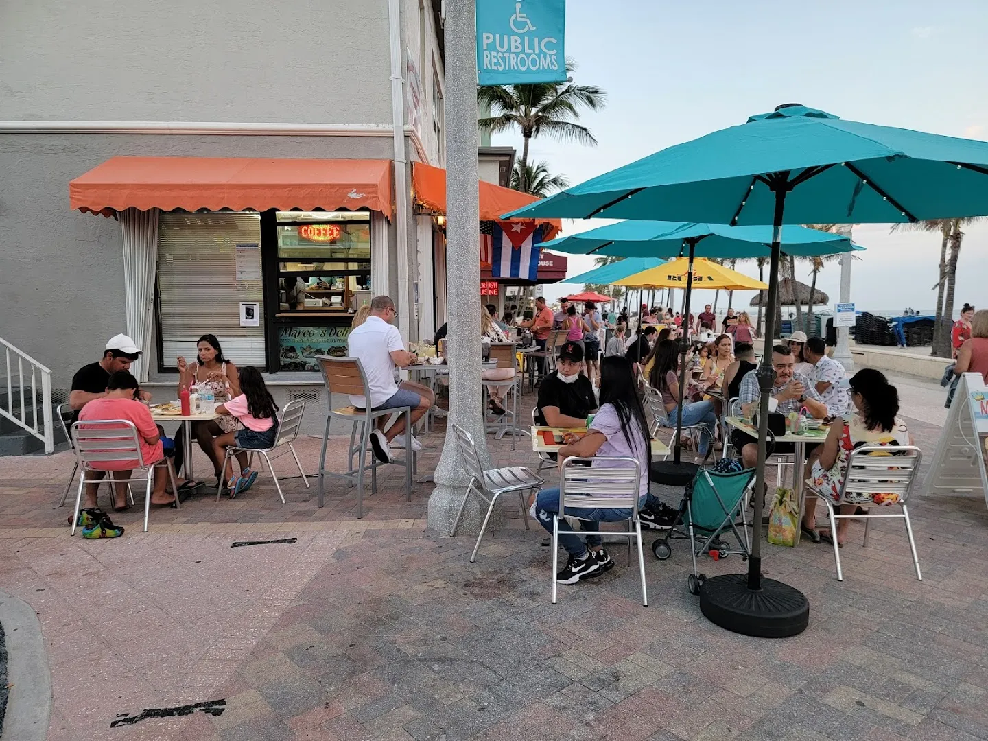 Marcos Bar & Restaurant